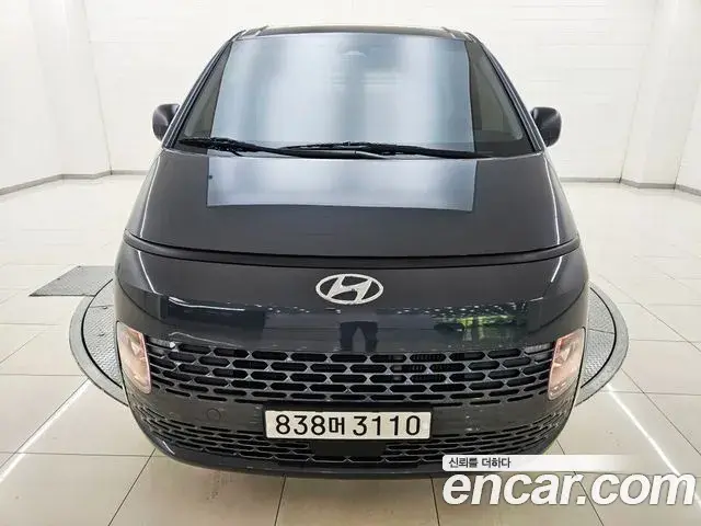 Hyundai Staria Cargo 5-Seater Smart 2023