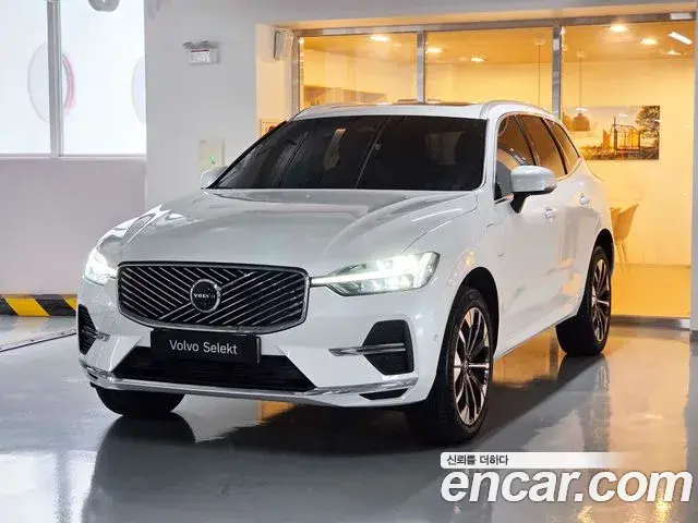 Volvo XC60 T8 Ultra Bright 2025