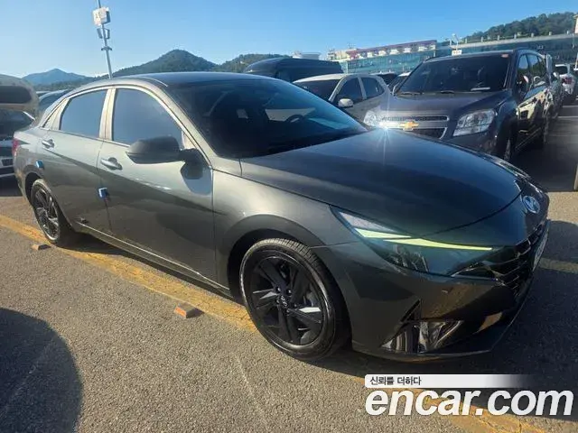 Hyundai AVANTE 1.6 Modern 2022