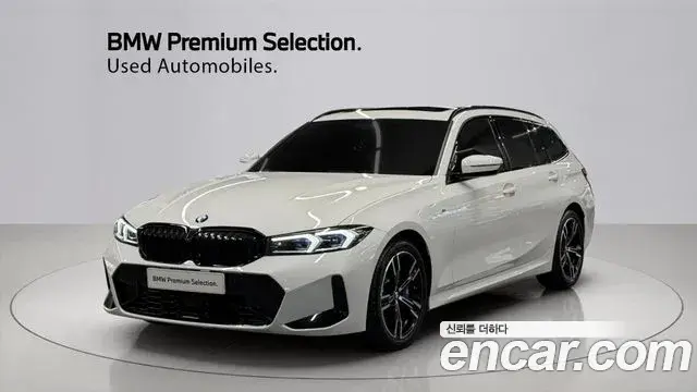 BMW 3-Series 320i Touring M Sports 2025