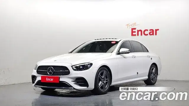 Mercedes-Benz E-Class E250 AMG Line 2022
