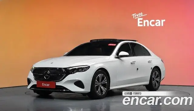 Mercedes-Benz E-Class E200 Avantgarde 2025