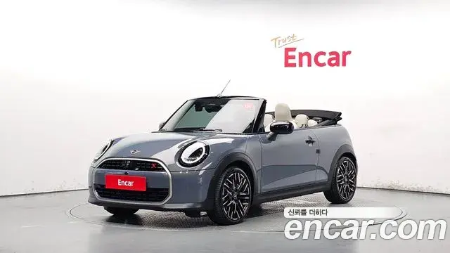 Mini Cooper Convertible Favoured 2025