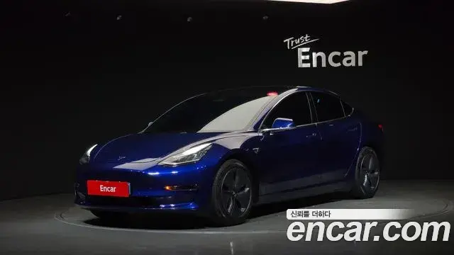 Tesla Model 3 Standard Range Plue RWD 2020