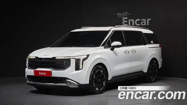 Kia Carnival Diesel 7-Seater Signature 2024