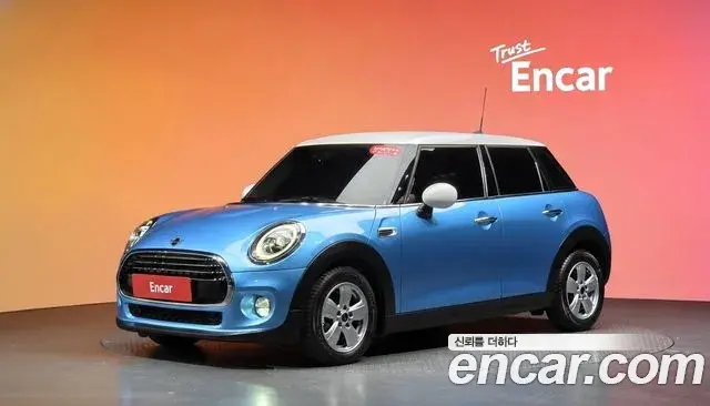 Mini Cooper 5Door Standard 3rd 2019