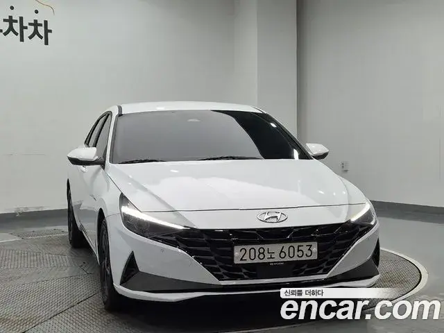 Hyundai AVANTE 1.6 Modern 2022