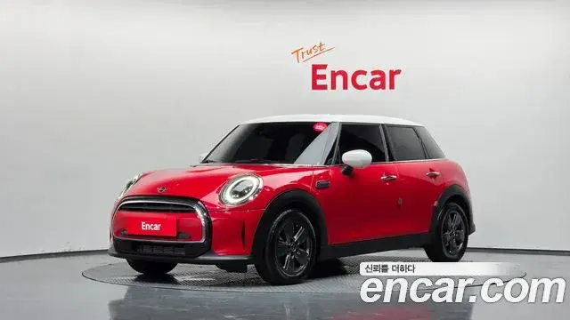 Mini Cooper 5Door Classic Third Generation 2022