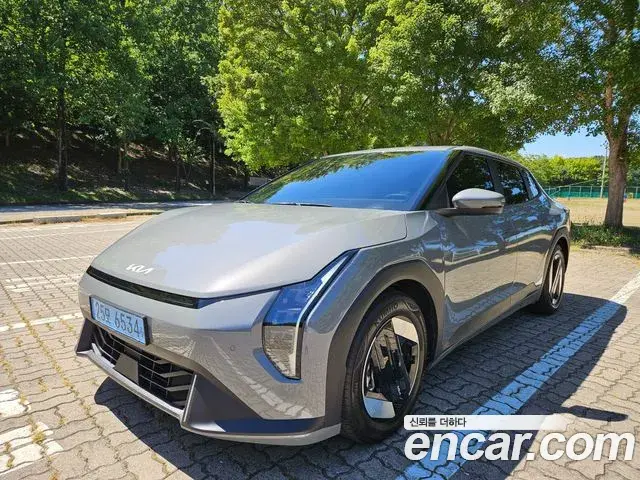 Kia EV4 Long Range 2WD Air 2025