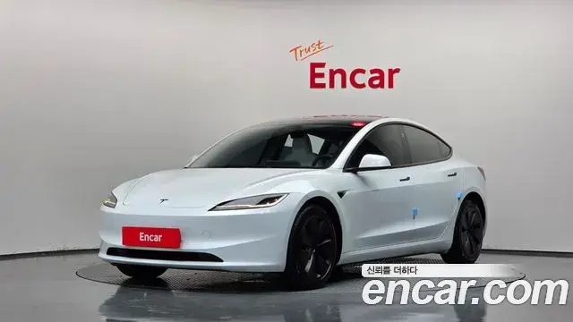 Tesla Model 3 RWD 2024