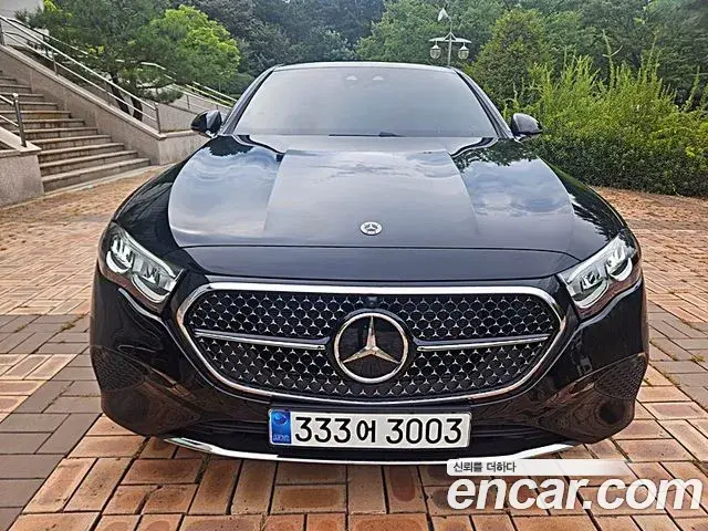 Mercedes-Benz E-Class E200 Avantgarde 2024