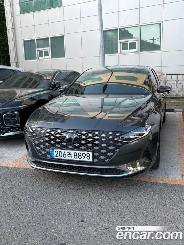 Hyundai Grandeur Exclusive 2021