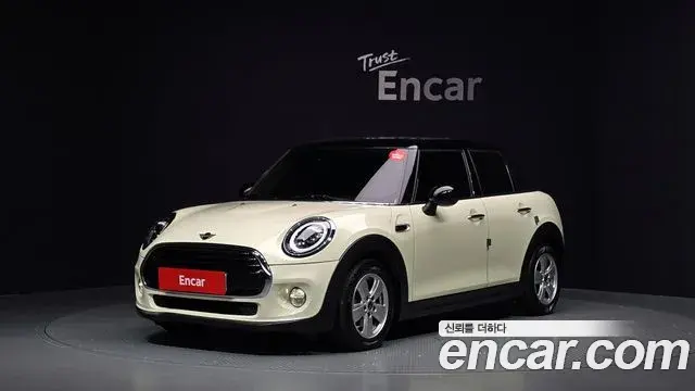 Mini Cooper 5Door Standard 3rd 2019