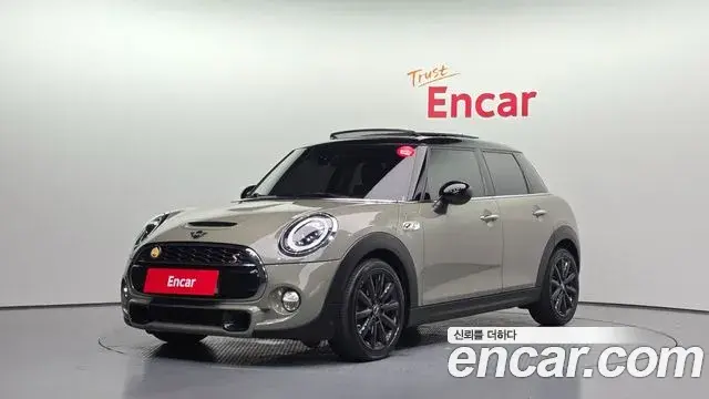 Mini Cooper 5Door Standard 3rd 2019