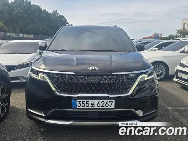 Kia Carnival Diesel 9-Seater Noblesse 2021