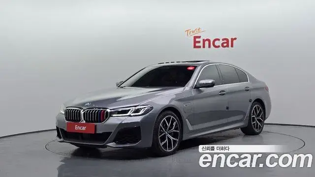 BMW 5-Series 530e M Sport 2022
