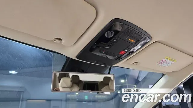 Kia Carnival Diesel 9-Seater Prestige 2023 — фото 19