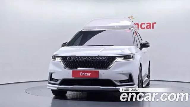 Kia Carnival Diesel 9-Seater Prestige 2023 — фото 3