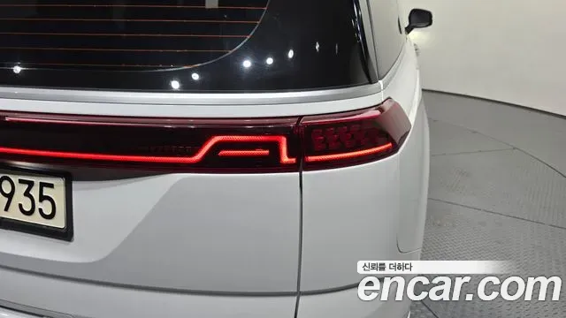Kia Carnival Diesel 9-Seater Prestige 2023 — фото 23