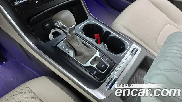 Kia Carnival Diesel 9-Seater Prestige 2023 — фото 9