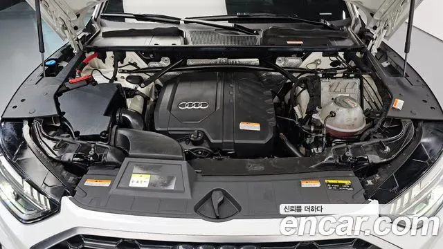 Audi Q5 45 TFSI Quattro Premium 2021 — фото 6
