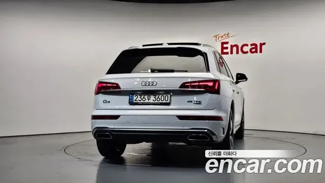 Audi Q5 45 TFSI Quattro Premium 2021 — фото 4