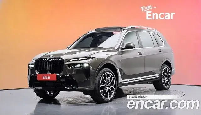 BMW X7 xDrive 40i M Sport 7STR 2025