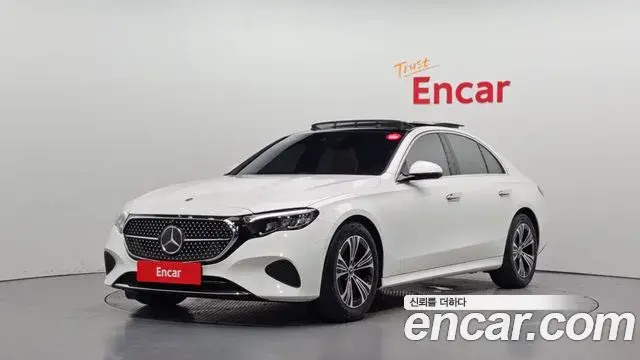 Mercedes-Benz E-Class E200 Avantgarde 2025