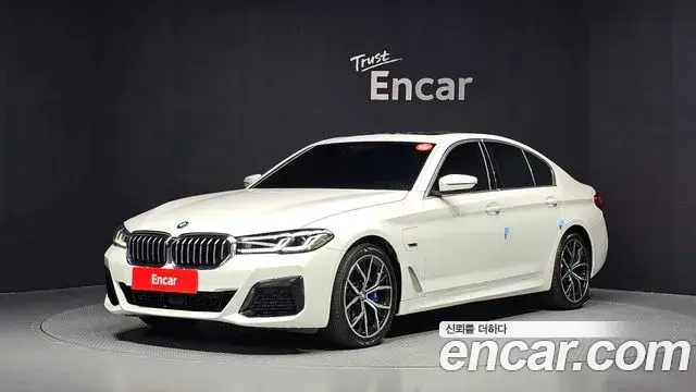 BMW 5-Series 530e M Sport 2022