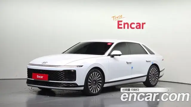 Hyundai Grandeur Calligraphy 2023