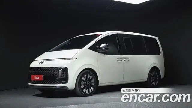 Hyundai Staria Lounge 9-Seater Inspiration 2024