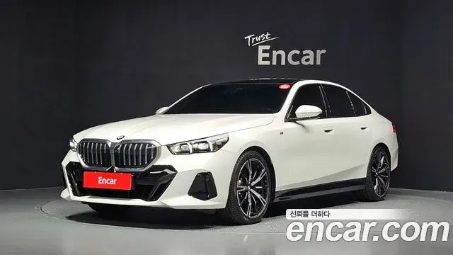 BMW 5-Series 520i M Sport 2025