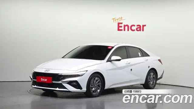 Hyundai AVANTE Smart 2023