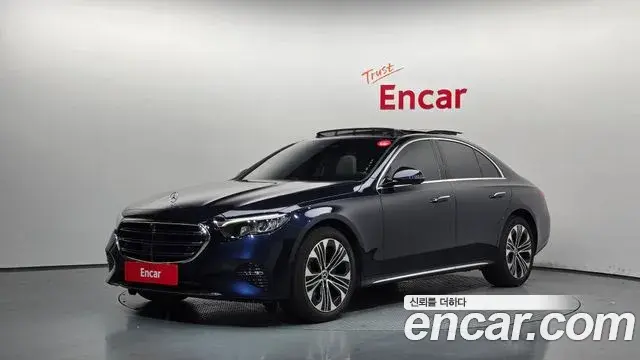 Mercedes-Benz E-Class E220d 4MATIC Exclusive 2026