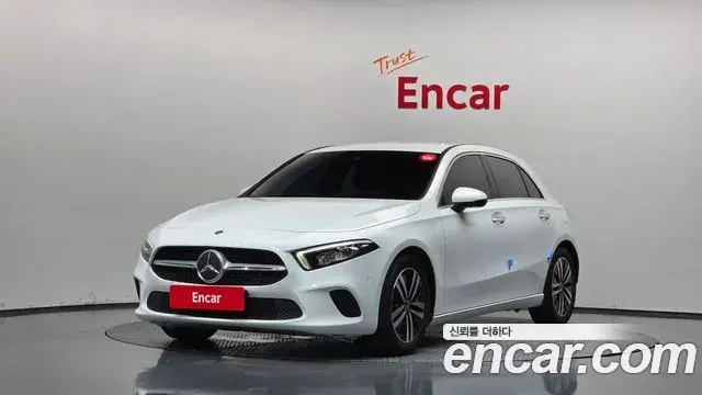 Mercedes-Benz A-Class A220 Hatchback 2022