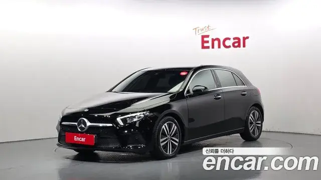 Mercedes-Benz A-Class A220 Hatchback 2022