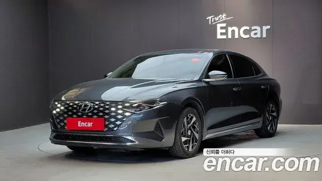 Hyundai Grandeur Premium 2022