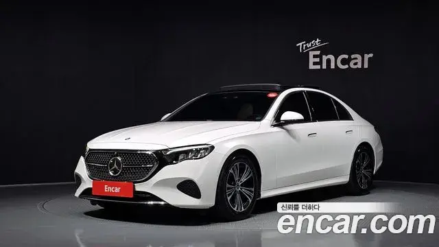 Mercedes-Benz E-Class E200 Avantgarde 2025