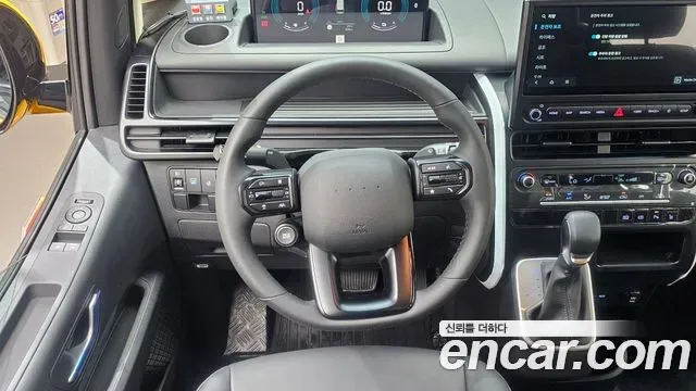 Hyundai Staria HEV 1.6T Kinder Safety Car 11-Seater 2026 — фото 13