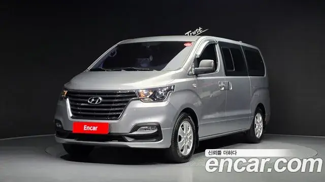 Hyundai Starex Wagon 11-Seater Smart 2019
