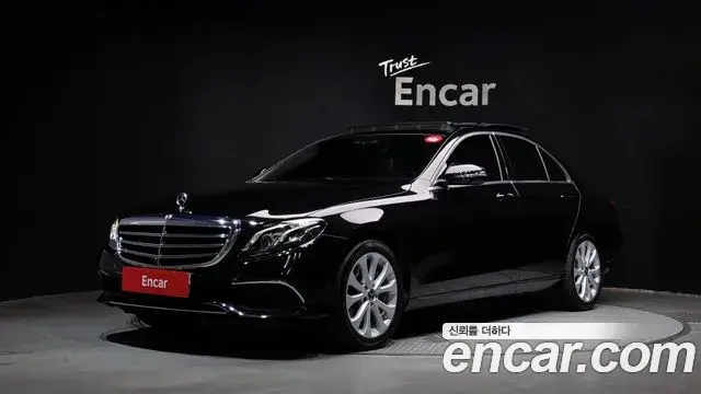 Mercedes-Benz E-Class E300 Exclusive 2019
