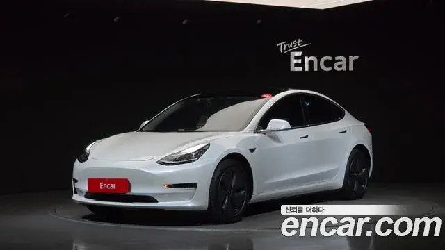 Tesla Model 3 Standard Range Plue RWD 2020