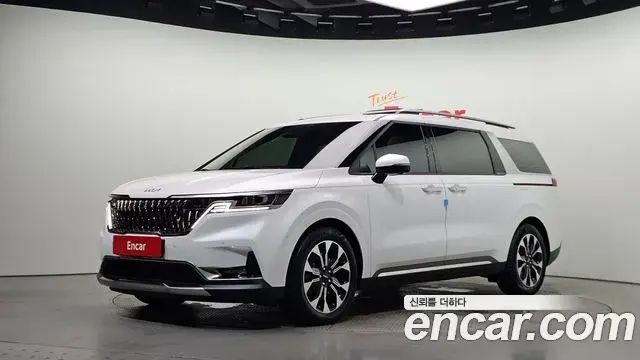 Kia Carnival Gasoline 9-Seater Signature 2022