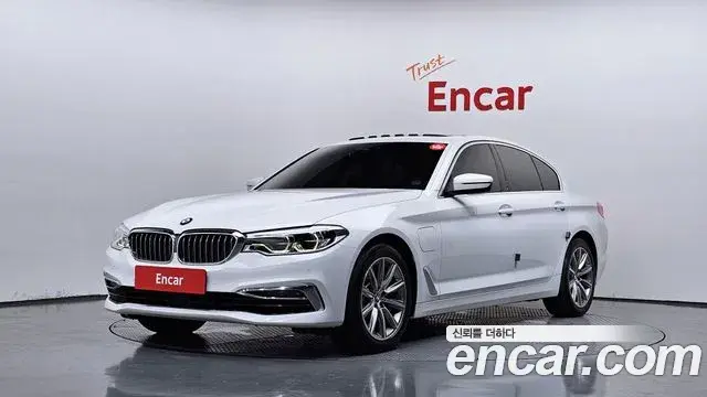 BMW 5-Series 530e Luxury 2020