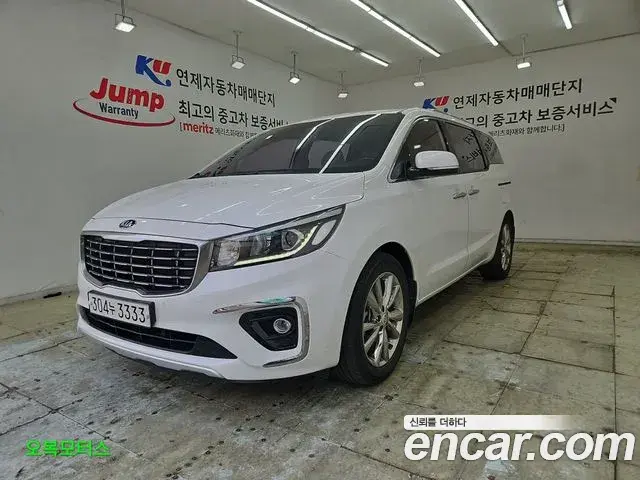 Kia Carnival 9-Seater Prstige 2019