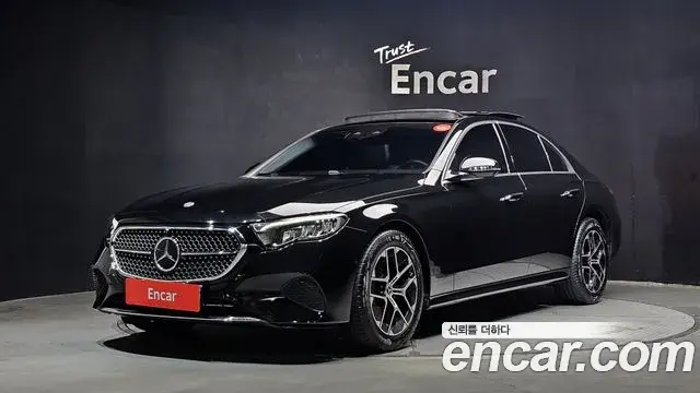 Mercedes-Benz E-Class E200 Avantgarde 2025