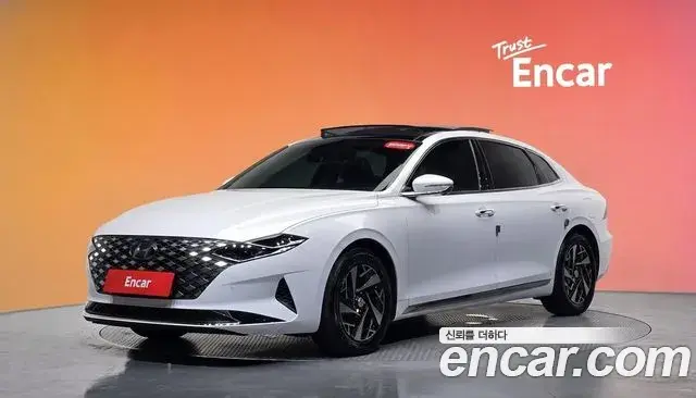 Hyundai Grandeur Le Blanc 2022