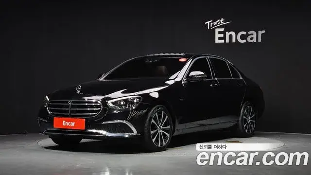 Mercedes-Benz E-Class E300e 4MATIC Exclusive 2021