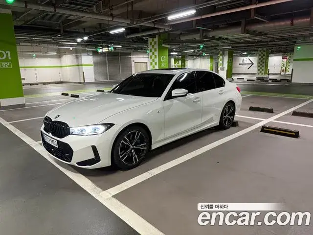 BMW 3-Series 320i M Sport 2025
