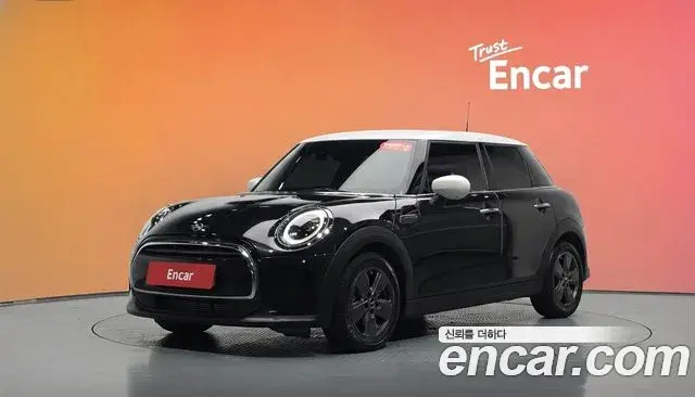 Mini Cooper 5Door Classic Third Generation 2023